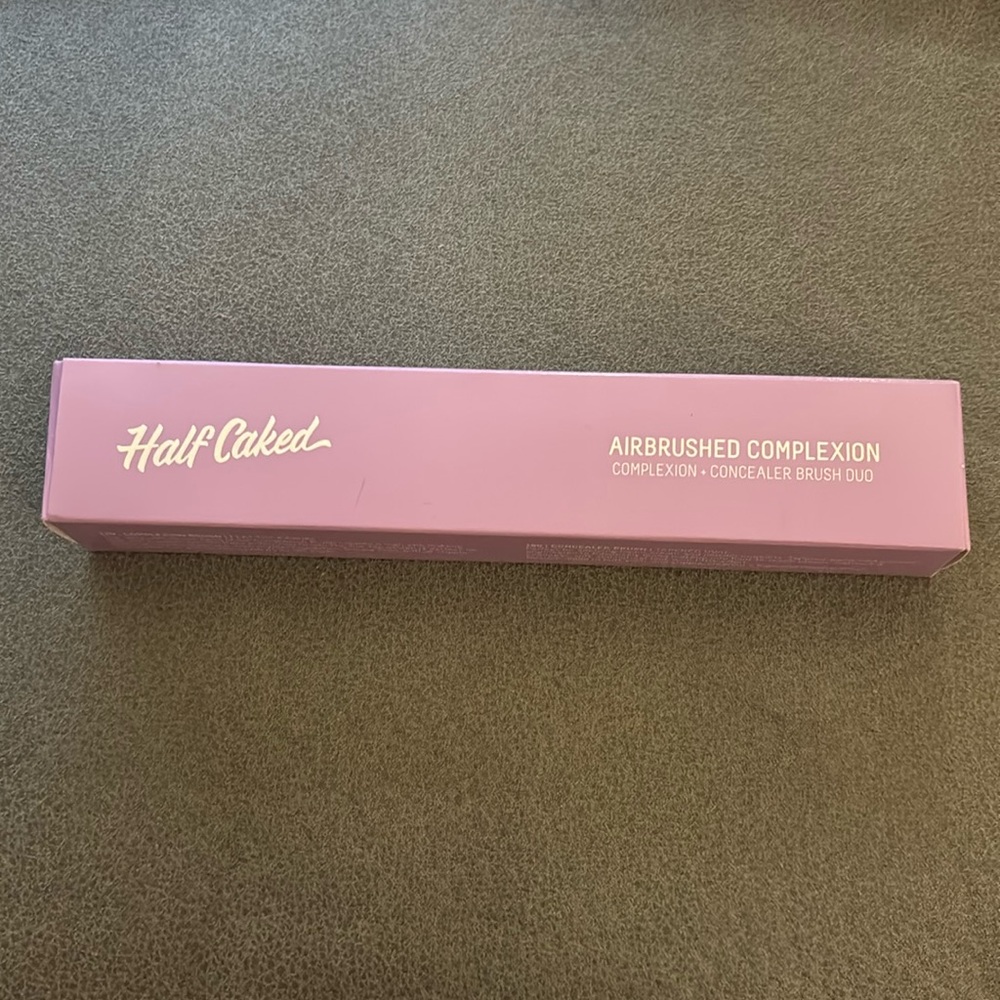 Half Caked airbrushed complexion duo brush set